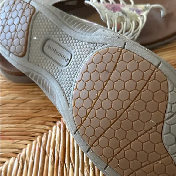 Rockport Women's Floral Sandals in White and Purple - Picture 7 of 7